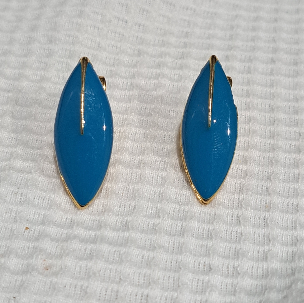 Vintage Earrings 9/1